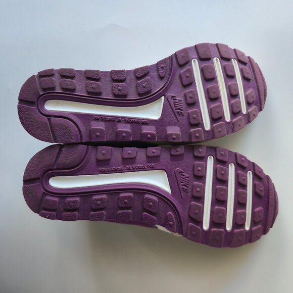 Nike MD Valiant Kids' Sneakers Purple and White Velcro - Picture 5 of 7